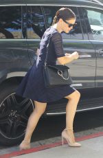 JENNIFER GARNER Heading to a Church in Brentwood 09/11/2016