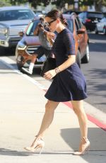 JENNIFER GARNER Heading to a Church in Brentwood 09/11/2016