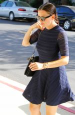 JENNIFER GARNER Heading to a Church in Brentwood 09/11/2016