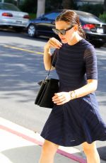 JENNIFER GARNER Heading to a Church in Brentwood 09/11/2016