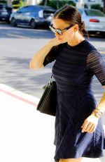 JENNIFER GARNER Heading to a Church in Brentwood 09/11/2016