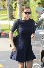 JENNIFER GARNER Heading to a Church in Brentwood 09/11/2016