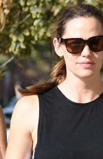 JENNIFER GARNER Heading to a Gym in Beverly Hills 09/10/2016