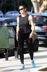JENNIFER GARNER Heading to a Gym in Beverly Hills 09/10/2016