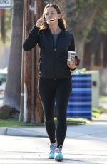 JENNIFER GARNER Out and About in Brentwood 09/15/2016