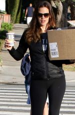 JENNIFER GARNER Out and About in Brentwood 09/15/2016