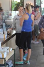 JENNIFER GARNER Out and About in Los Angeles 09/17/2016
