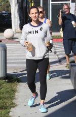 JENNIFER GARNER Out and About in Los Angeles 09/17/2016