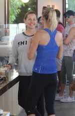 JENNIFER GARNER Out and About in Los Angeles 09/17/2016