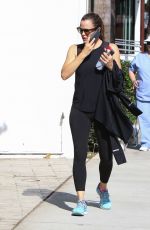 JENNIFER GARNER Out and About in Los Angeles 09/23/2016