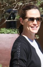 JENNIFER GARNER Out in Brentwood 09/23/2016