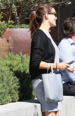 JENNIFER GARNER Out in Brentwood 09/23/2016