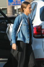 JESSICA ALBA Out and About in Venice 09/04/2016