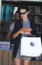 JORDANA BREWTER Out Shopping in Los Angeles 09/23/2016