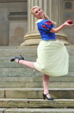 JORGIE PORTER at Snow White Panto photocall 06/09/2016