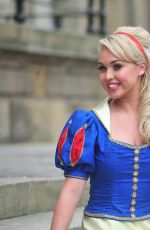 JORGIE PORTER at Snow White Panto photocall 06/09/2016