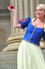 JORGIE PORTER at Snow White Panto photocall 06/09/2016