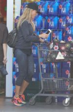 JULIE BENZ Shopping at Bristol Farms in Beverly Hills 09/08/2016