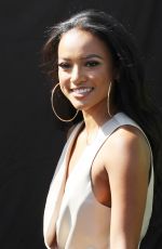 KARREUCHE TRAN on the Set of Extra in Universal City 09/06/2016