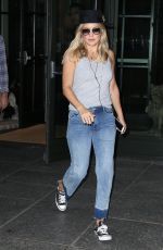 KATE HUDSON in Jeans Out in New York 09/28/2016