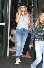 KATE HUDSON in Jeans Out in New York 09/28/2016