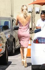 KATE HUDSON Out and About in Los Angeles 09/23/2016
