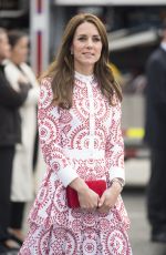 KATE MIDDLETON at Canadian Coast Guard and Vancouver First Responders Event at Kitsilano Coast Guard Station in Vancouver 09/25/2016