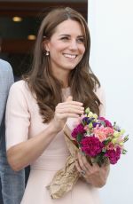 KATE MIDDLETON Visit Cornwall 09/01/2016