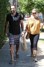 KATHERINE HEIGL Out and About in Los Angeles 09/03/2016
