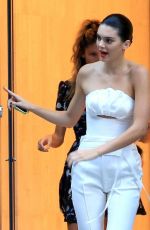 KENDALL JENNER Leaves Her Apartment in New York 09/12/201
