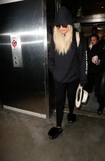 KHLOE KARDASHIAN Arrives at JFK Airport in New York 09/21/2016