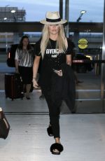 KHLOE KARDASHIAN at JFK Airport in New York 09/21/2016