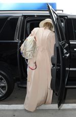 KHLOE KARDASHIAN at LAX Airport in Los Angeles 09/13/2016