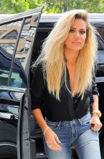 KHLOE KARDASHIAN Out in New York Promotes Her Denim Line 09/20/2016
