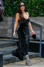KIM KARDASHIAN Deparding to Tampa from New York 09/14/2016