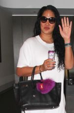 KIMORA LEE SIMMONS at Los Angeles International Airport 09/07/2016