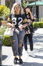 KYLE JENNER at Fresh Brothers in Calabasas 09/02/2016