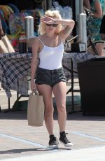 LADY GAGA and Bradley Cooper Out n Malibu 09/04/2016