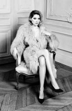 LEA SEYDOUX in Harper