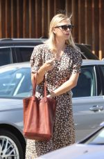 MARIA SHARAPOVA Out and About in Los Angeles 09/03/2016