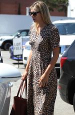 MARIA SHARAPOVA Out and About in Los Angeles 09/03/2016