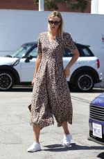 MARIA SHARAPOVA Out and About in Los Angeles 09/03/2016