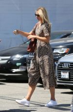 MARIA SHARAPOVA Out and About in Los Angeles 09/03/2016