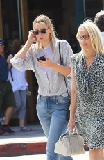 MARIA SHARAPOVA Out and About in Los Angeles  09/22/2016