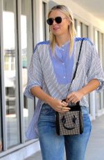 MARIA SHARAPOVA Out and About in Los Angeles  09/22/2016