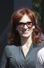 MARILU HENNER on the Set of Extra in Universal City 08/30/2016