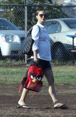 NATALIE PORTMAN Out and About in Los Angeles 09/21/2016