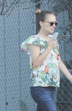 NATALIE PORTMAN Out in Los Angeles 09/23/2016