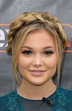 olivia holt - on the set of 