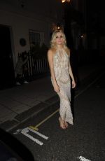 PIXIE LOTT Leaves Breakfast at Tiffany